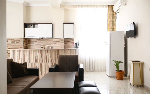 37B Apartments