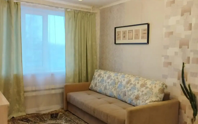 Апартаменты Птицеградская