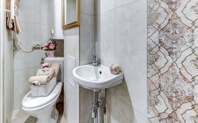 Апартаменты на набережной Обводного канала 5