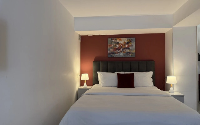 Tiny Modern Home In 1st Floor, Saryan Apartments