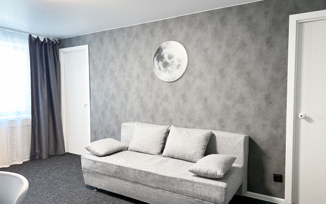 Luna Apartments