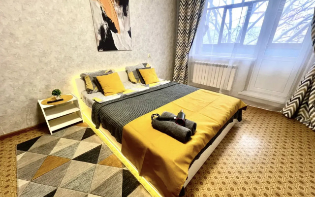 Апартаменты Буденного 12