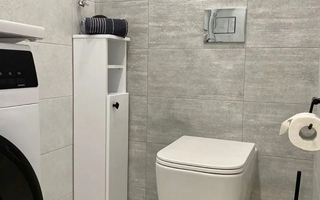 Dlya Chetyrekh Gostey Flat