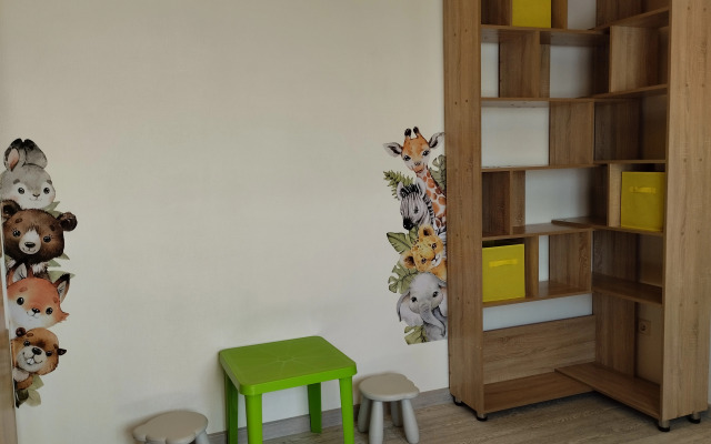 Na Malinovskogo 5B Flat