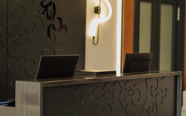 Aurum Garden Hotel