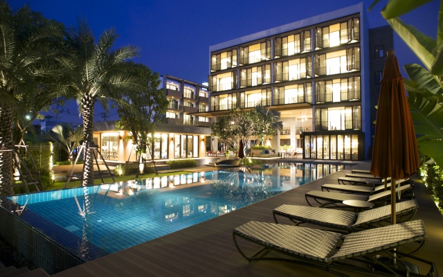 The Silver Palm Wellness Resort Hotel