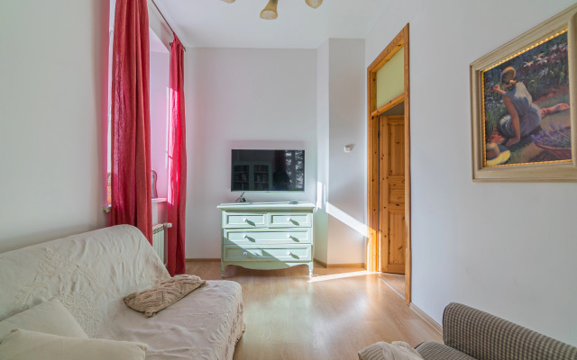 Квартира Двухкомнатная квартира в центре города