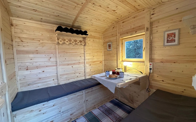 Глэмпинг Мандала Кумба