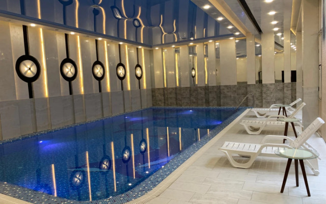 Chinor Hotel