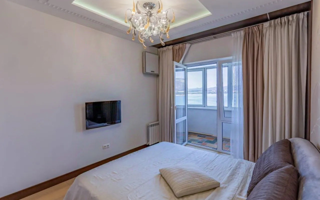 Квартира на Приморской Улице, 30