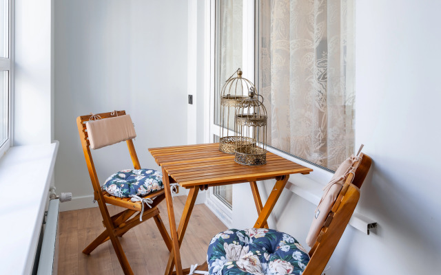 V tsentre Samaryi Flat