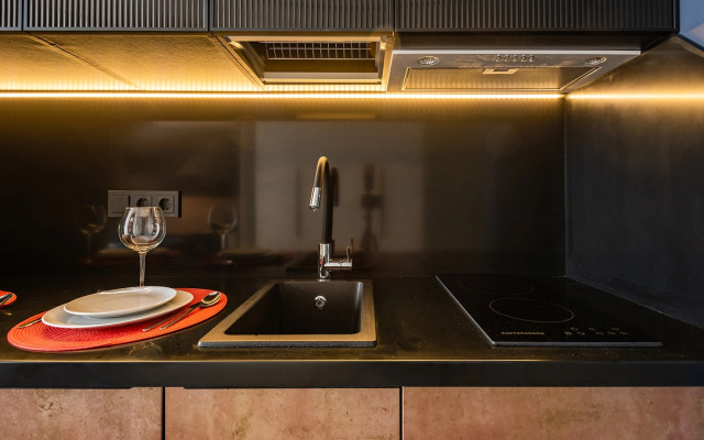 Апартаменты Neva Towers c ванной у окна