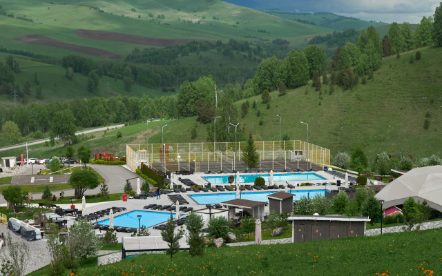 Altay Pelas Chalet