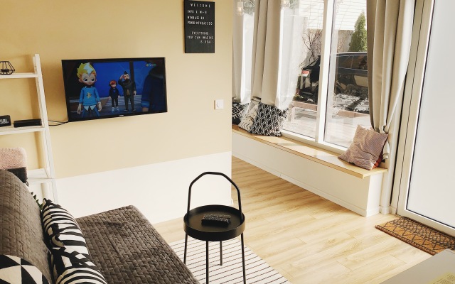 Smart Aparts Base Apartments