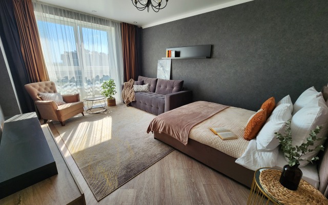 Odnokomnatnaya  S Lodzhiey V Tsentre Flat