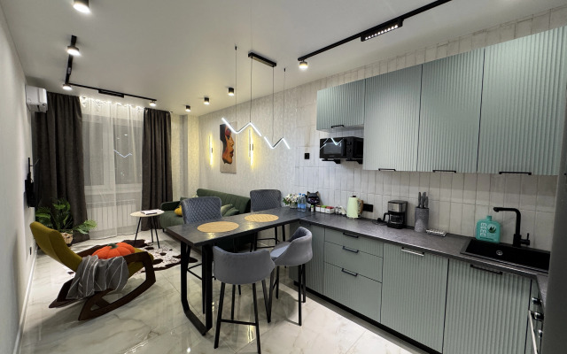 S Dizaynerskim Remontom V Novom Dome Flat