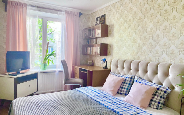 Inroomspb Na Chernoy Rechke Flat