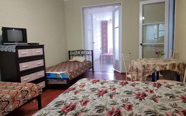 Bolshaya Kvartira v Serdtse Gagra Flat