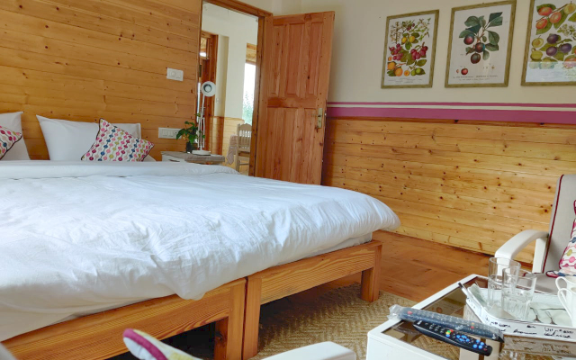 Seclude Orchard Manali Guest house