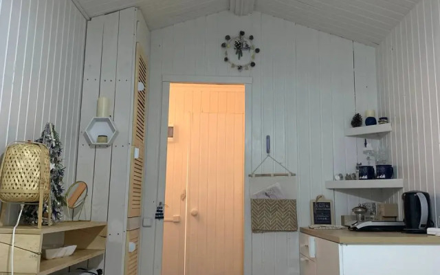 TinyDacha Mozhzhevelnik Glamping