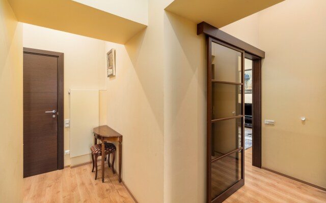 Апартаменты у Эрмитажа 3 спальни 2 сан.узла 8 гостей