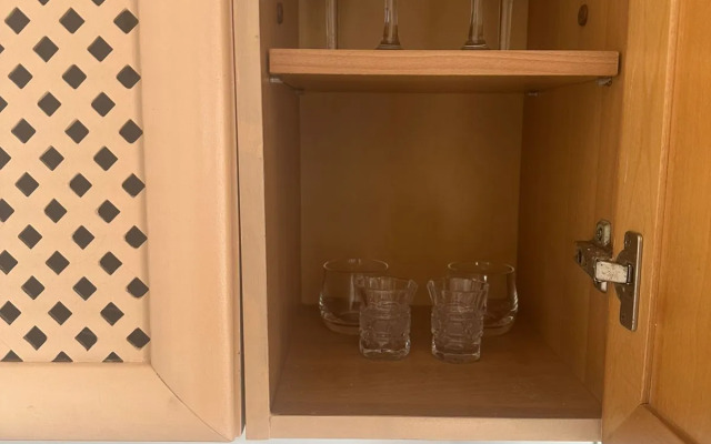 Uyutnaya Odnokomnatnaya S Prekrasnym Vidom I Shikarnoy Lokatsiey Flat