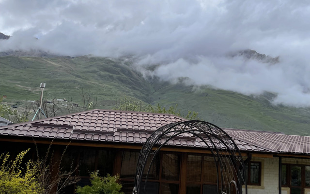 Гостевой дом White. House