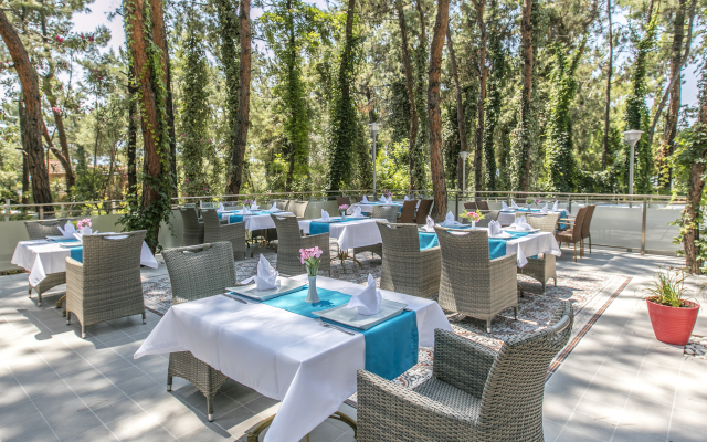 Pine Club Apart Hotel