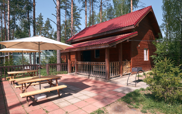 Gostinichno-Kottedzhnyij Kompleks Korobitsyino-Kaskad Hotel