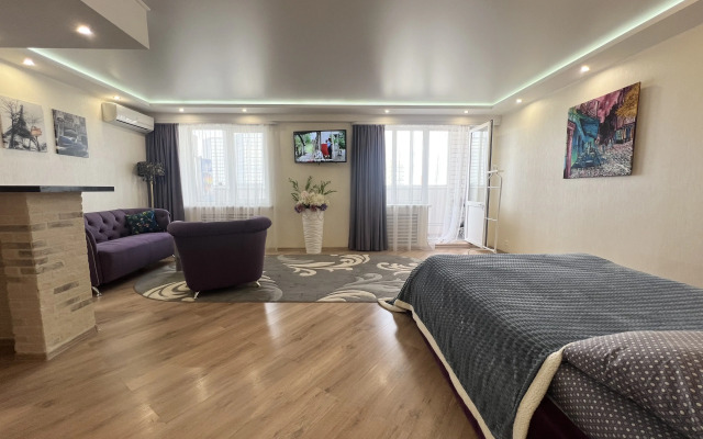 Studiya Lyuks S Dzhakuzi Flat