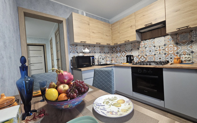 Dvukhkomnatnye apartamenty, 2 krovati Flat