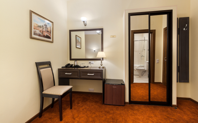 Sonata Nevsky 5 Dvorcovaja ploshhad' Hotel