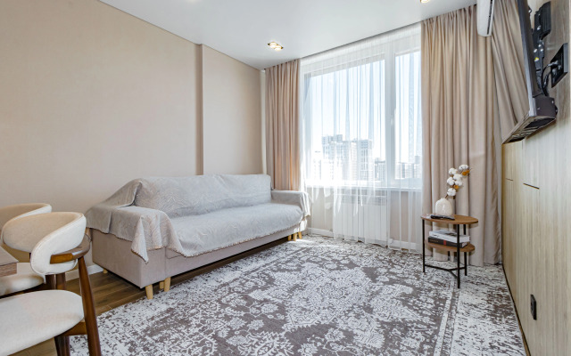 Na Ulitse Tole Bi, 28/1 Flat
