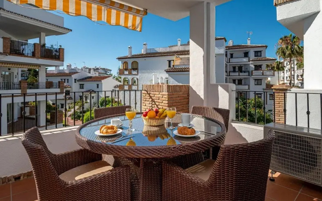 La Bandera Apartments