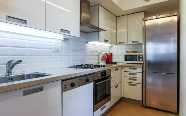 Comfort & Balcony By Feelhome Apartments