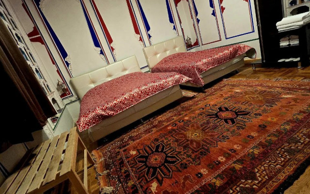 Отель Чор Минор 100 м до старого города Мы готовы к Новому году и с бесплатным кофе