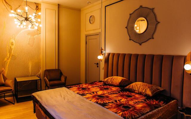 Отель Грасс Парк