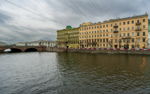 Апартаменты С видом на набережную Фонтанки