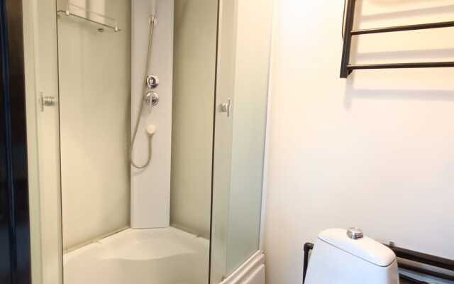 Kino Apartament Na Komsomolskoy Apartments
