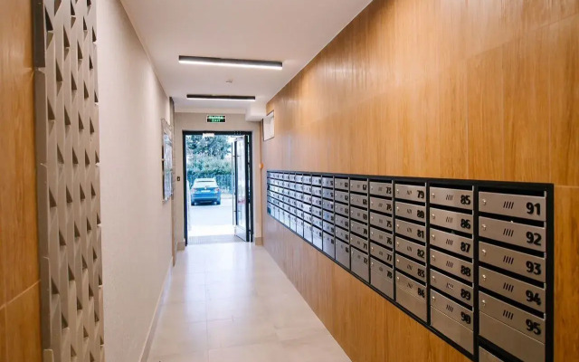 S Ppekrasnym Vidom Na Gornye Vershiny Flat