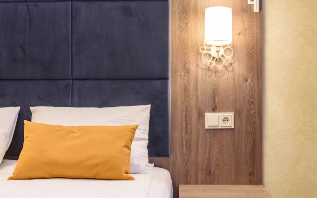 Ruann Decart Hotel