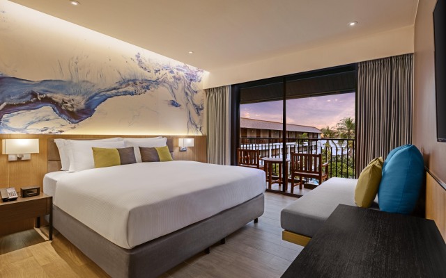 Отель DoubleTree by Hilton Phuket Banthai Resort