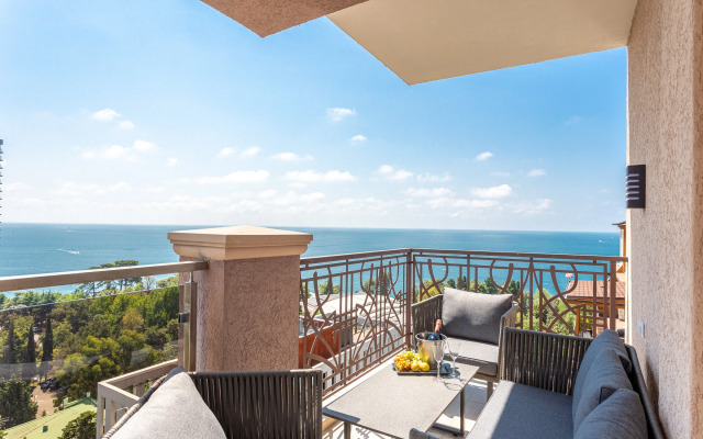 Апартаменты Red Apartments Светлана Парк Адель