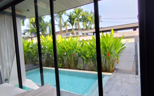 Stylish 2BR Naiton Aileen with Private Pool Villa
