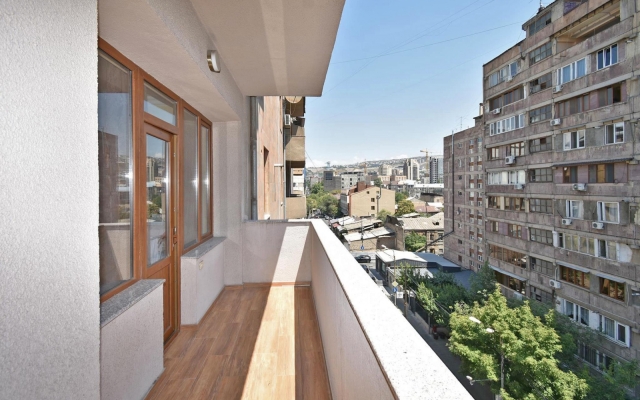 RentInnYerevan Mher Mkrtchyan 1 street Apartments