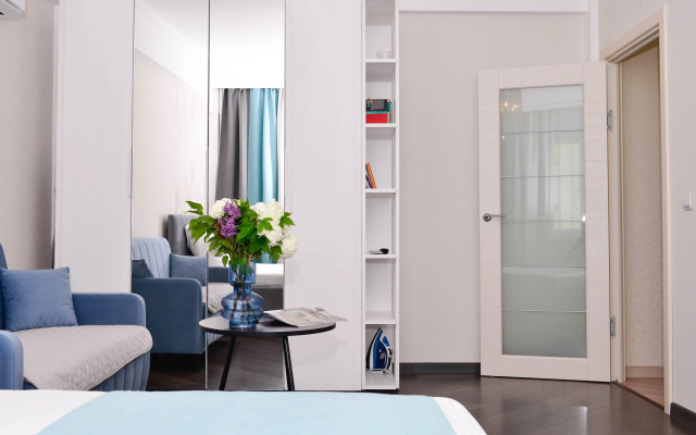 V klassicheskom stile na Komsomolskoy Flat