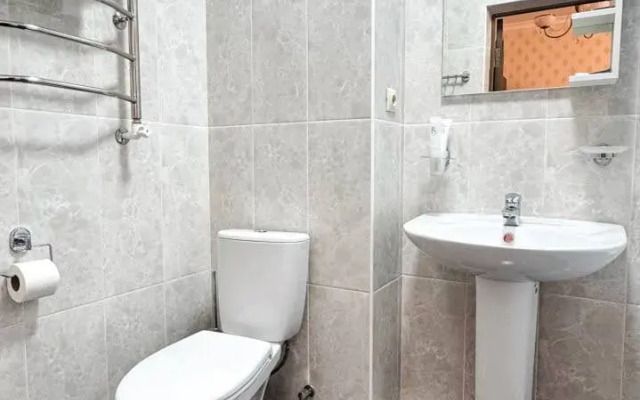 Kavkaz Hotel