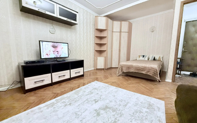 Квартира большая у Ленинградского рынка