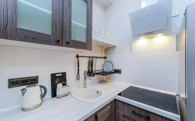7 Krymskiy Mamayka Apartment