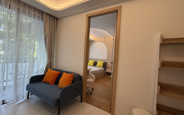 Sovremennaya Ryadom s Plyazhem Kamala Flat